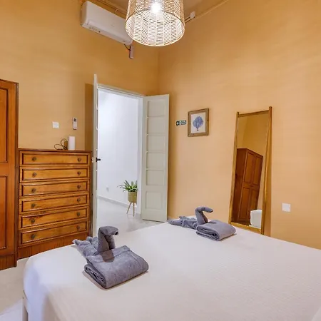 Beautiful Seafront 2 Bedroom With Breath-taking Views Bbri1-1 아파트 센글리아
